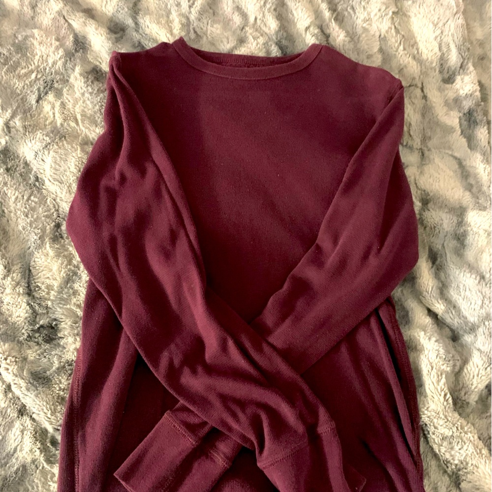 Gap long sleeve knit shirt